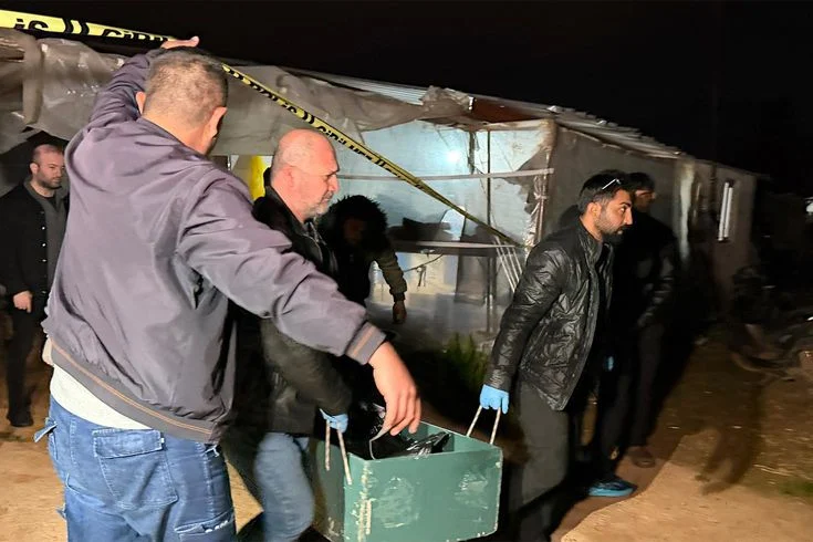 Genc Kadin Evinde Gogsunden Vurulmus Halde Olu Bulundu 19698106 13