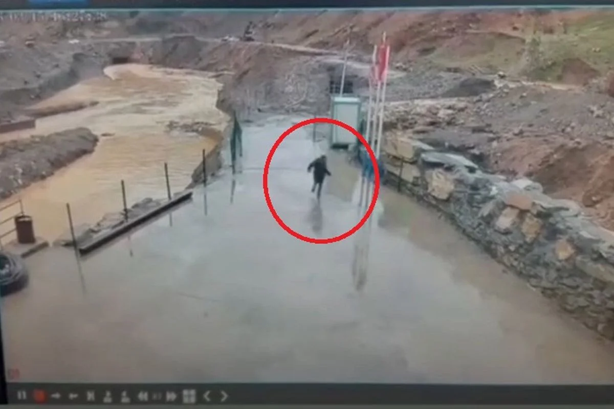 Goruntu Sirnak Ta Kaydedildi Olumden Kacis Ani 19662406 614 Amp