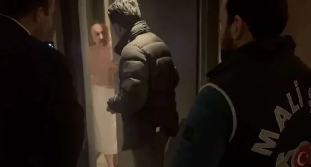 Gozaltina Alinan Usak Belediye 19698198 4693 2 M