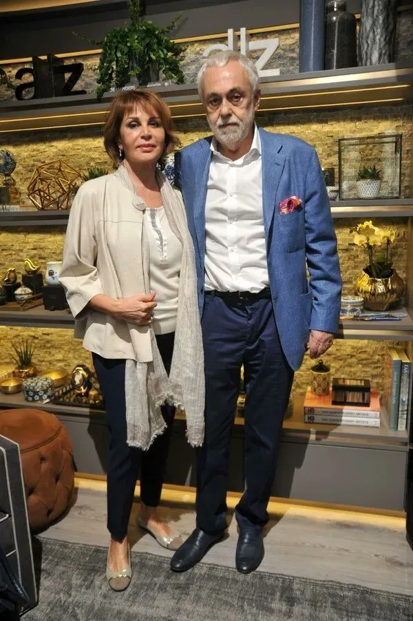 H Cq L2 D W I A E B Lzn