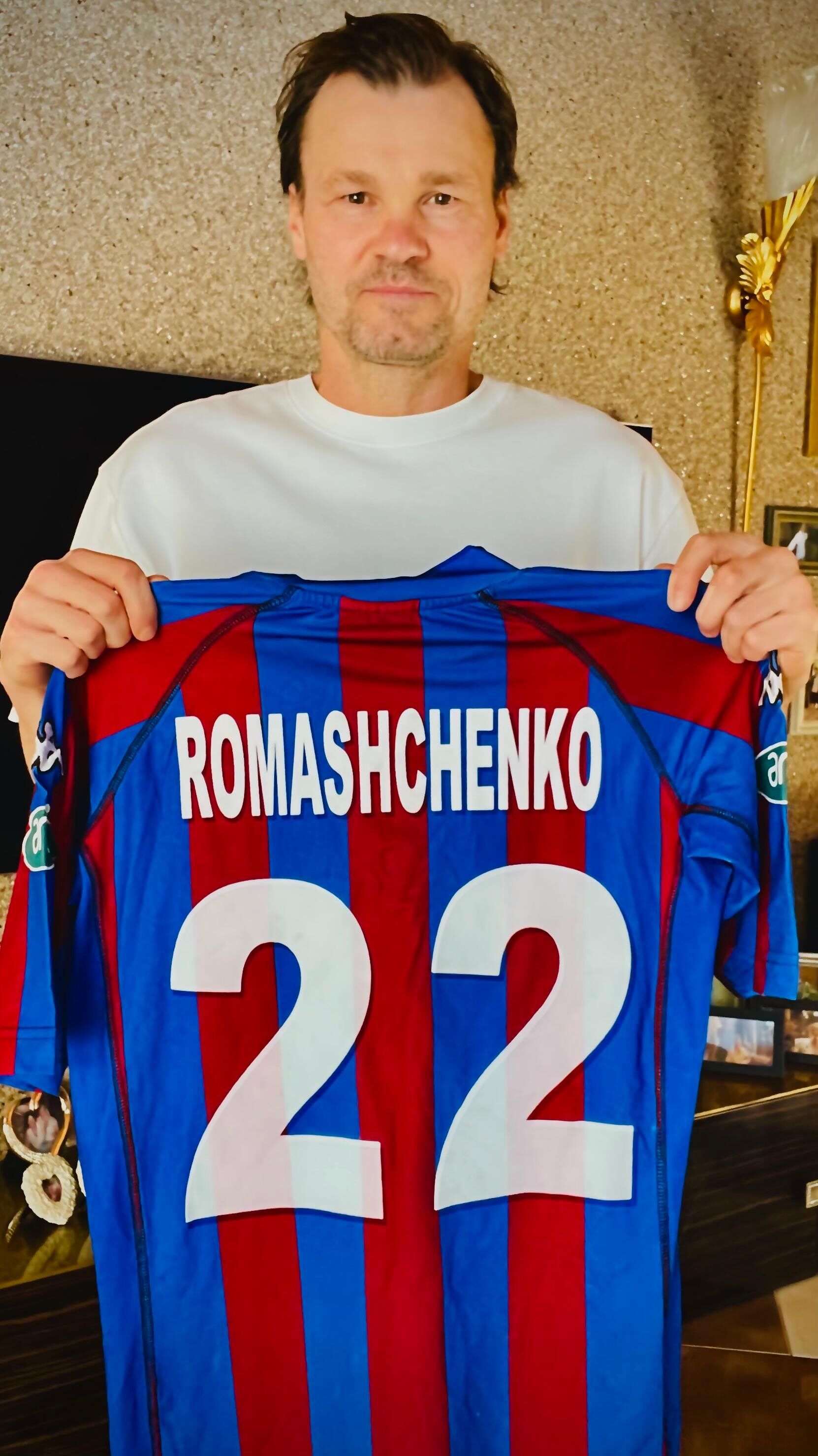 H E F5 X1 Xbw A A7Rio