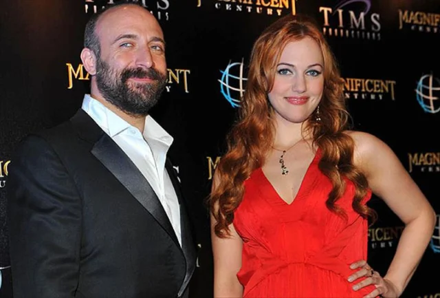 Halit Ergenc Ve Meryem Uzerli 19645573 9711 2 M