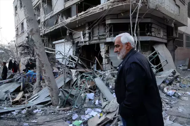 Iran Da Hayatini Kaybedenlerin Sayisi 787 Ye 19619433 9931 M