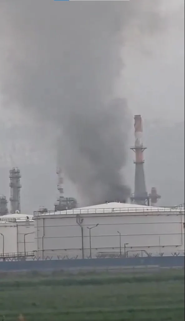 Iran Hayfa Da Petrol Rafinerisini Vurdu 19672643 2568 M