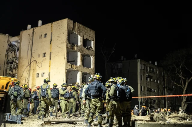 Iran In Baskenti Tahran Da Patlamalar Meydana 19679671 8770 M