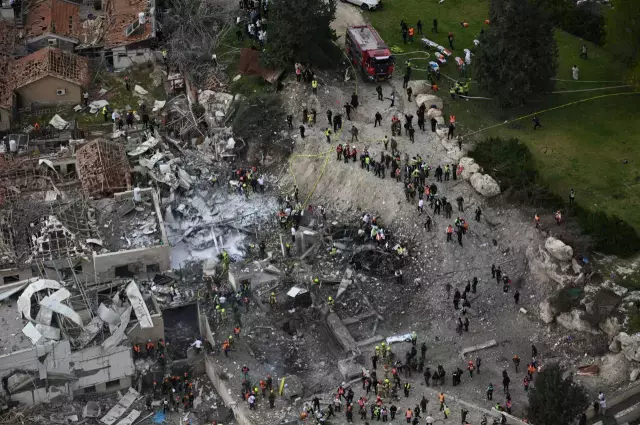 Israil I Savas Alanina Ceviren Saldiri Tas 19613911 2868 M