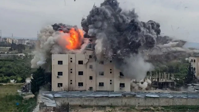 Israil In Lubnan A Duzenledigi Kara Harekatindan 19662682 3340 M