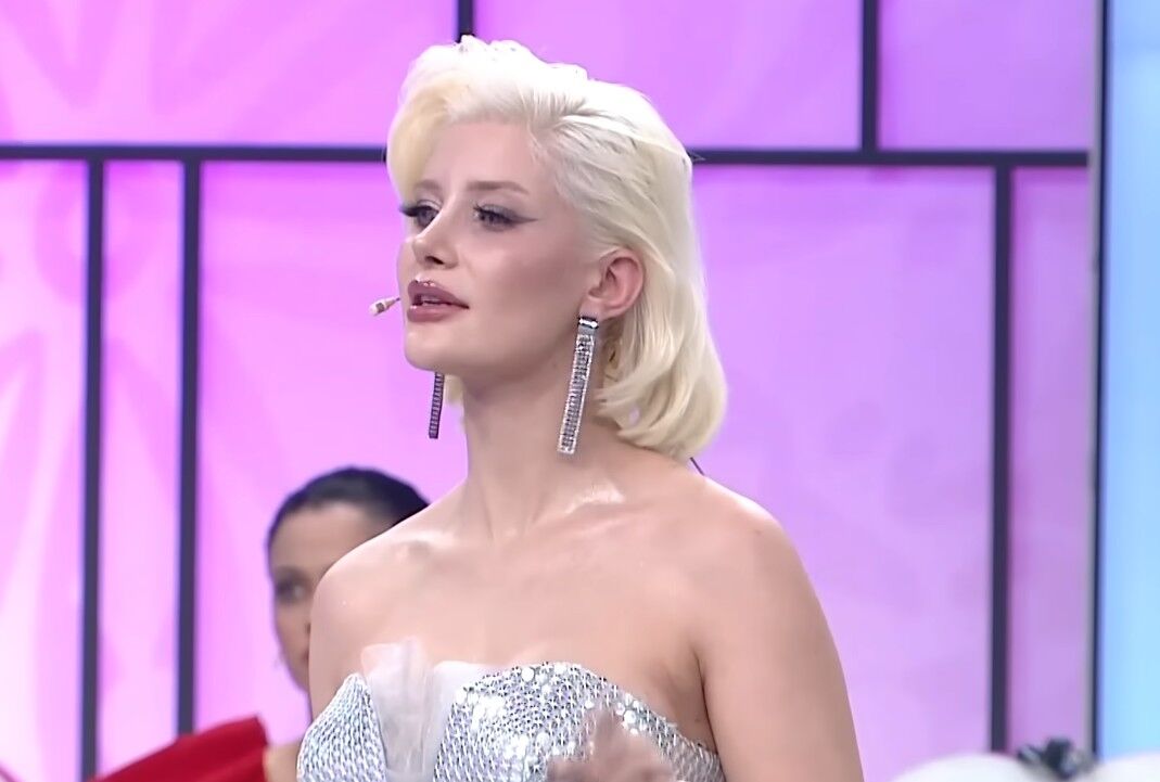 Iste Benim Stilim Aysegul Eraslan Oldu Mu Intihar Mi Etti Kanli Paylasimi Dikkat Cekti 1773380568707