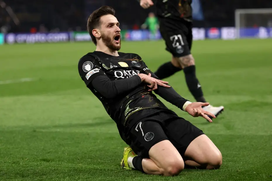 Khvicha Kvaratskhelia 624005