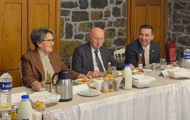 Meral Aksener Iftarda Ortaya Cikti Son Hali 19649511 7190 M