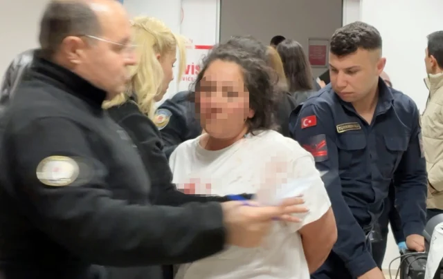 Ogul Annesinin Sevgilisini Bic 19698176 6038 3 M