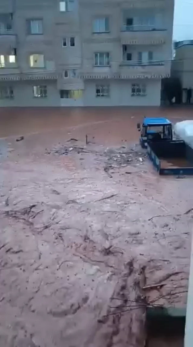 Sirnak Ta Saganak Sele Donustu Dereler Tasti 19675224 9733 M