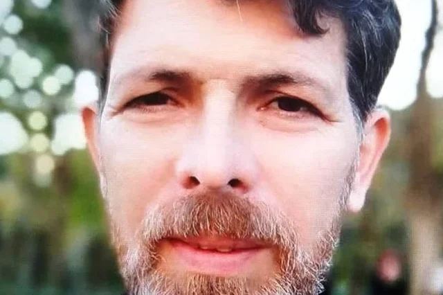 Tartistigi Babasini Bogazini Keserek Oldurdu 19701964 3850 M