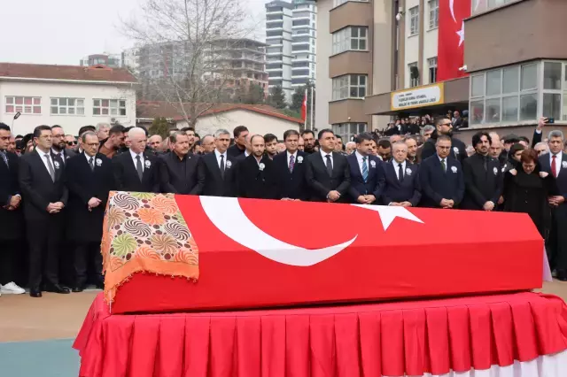 Yuzlerce Meslektasi Fatma Nur Ogretmeni Son 19619677 M