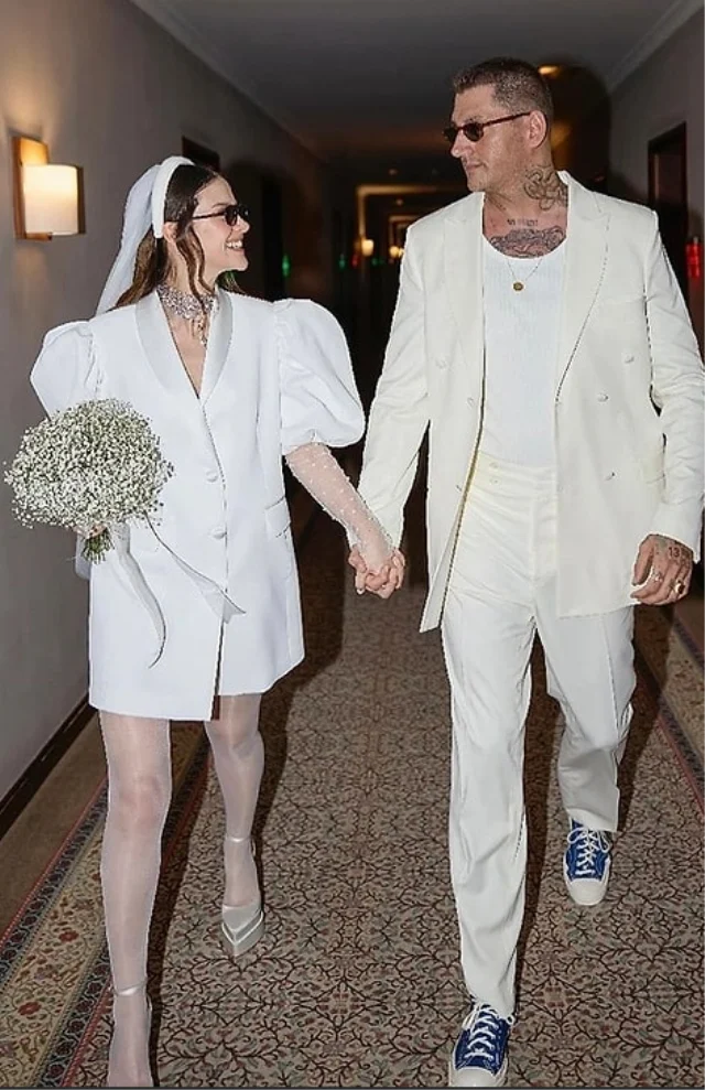 15 Yillik Evlilik Tek Celsede 67C0D5Debc 6396 1 M