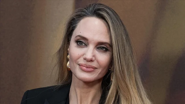 Angelina Jolie Ve Brad Pittin 27B638Eeee 8025 1 M