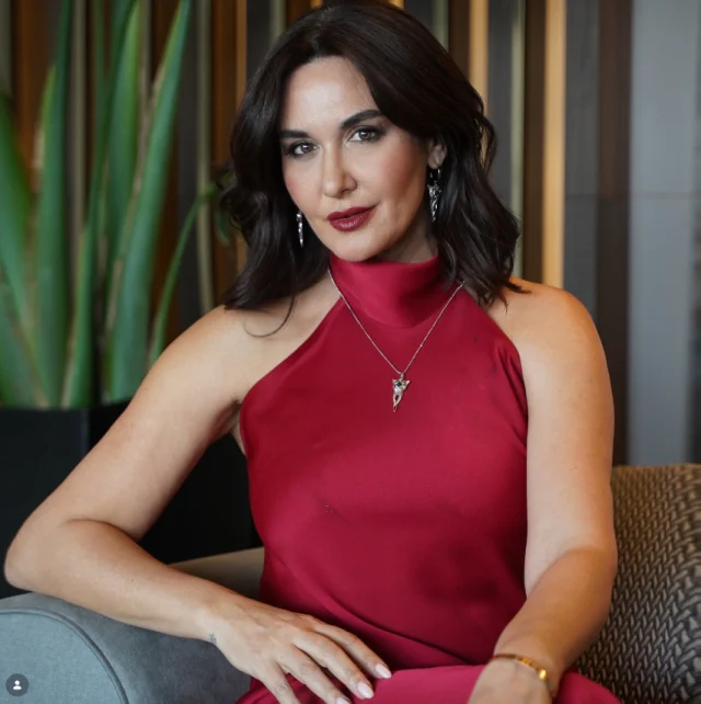 Ayse Tolgadan Zenginlik Itiraf 81E94E8E29 3756 3 M