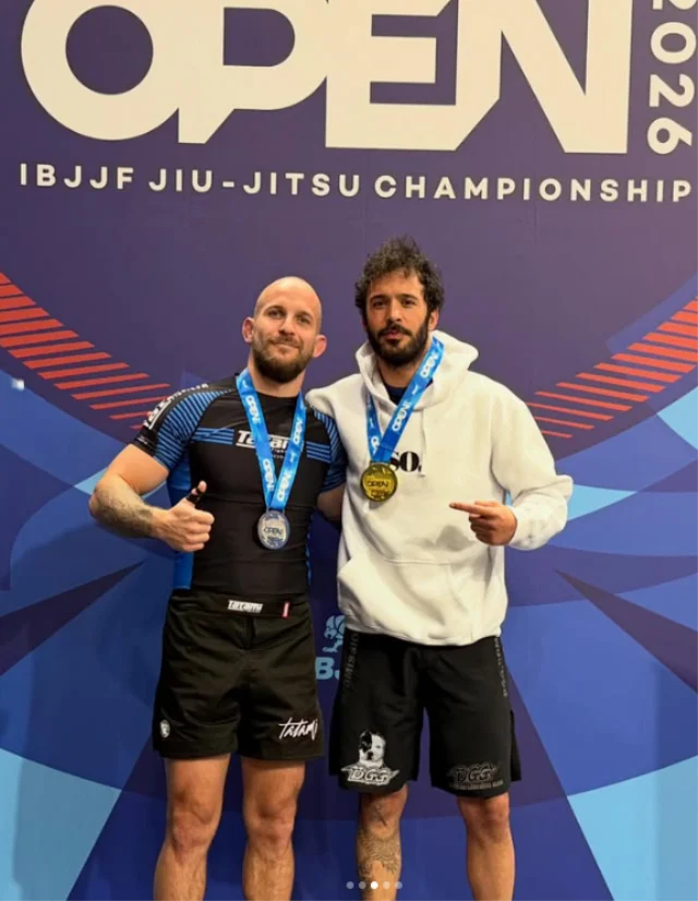 Baris Arductan Surpriz Basari 47A92Bf6F3 2094 2 M