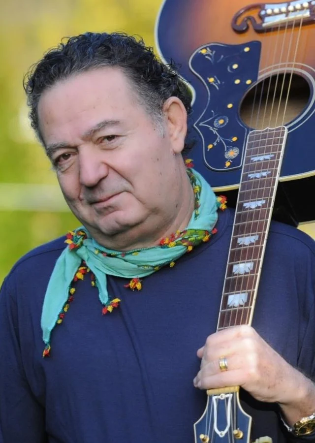 Beste Acardan Uvey Annesi Ipek 19776287 8402 1 M