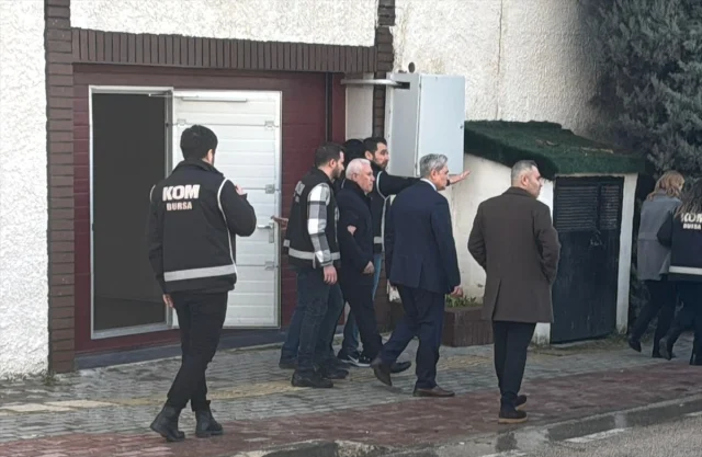 Bursa Buyuksehir Belediye Bask 19715438 7662 2 M