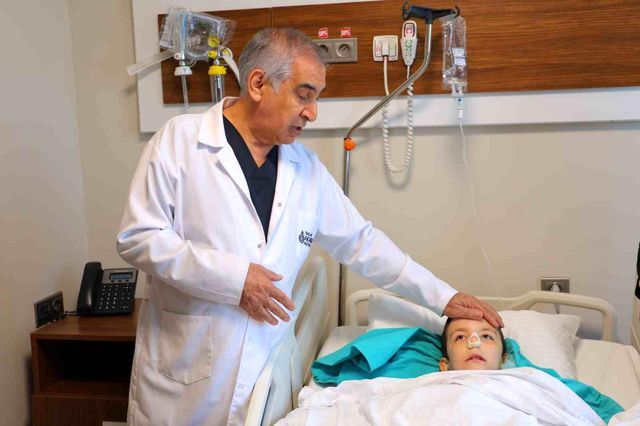 Burun Tikanikligi Ve Isitme Kaybi Sikayetiyle 19782285 O