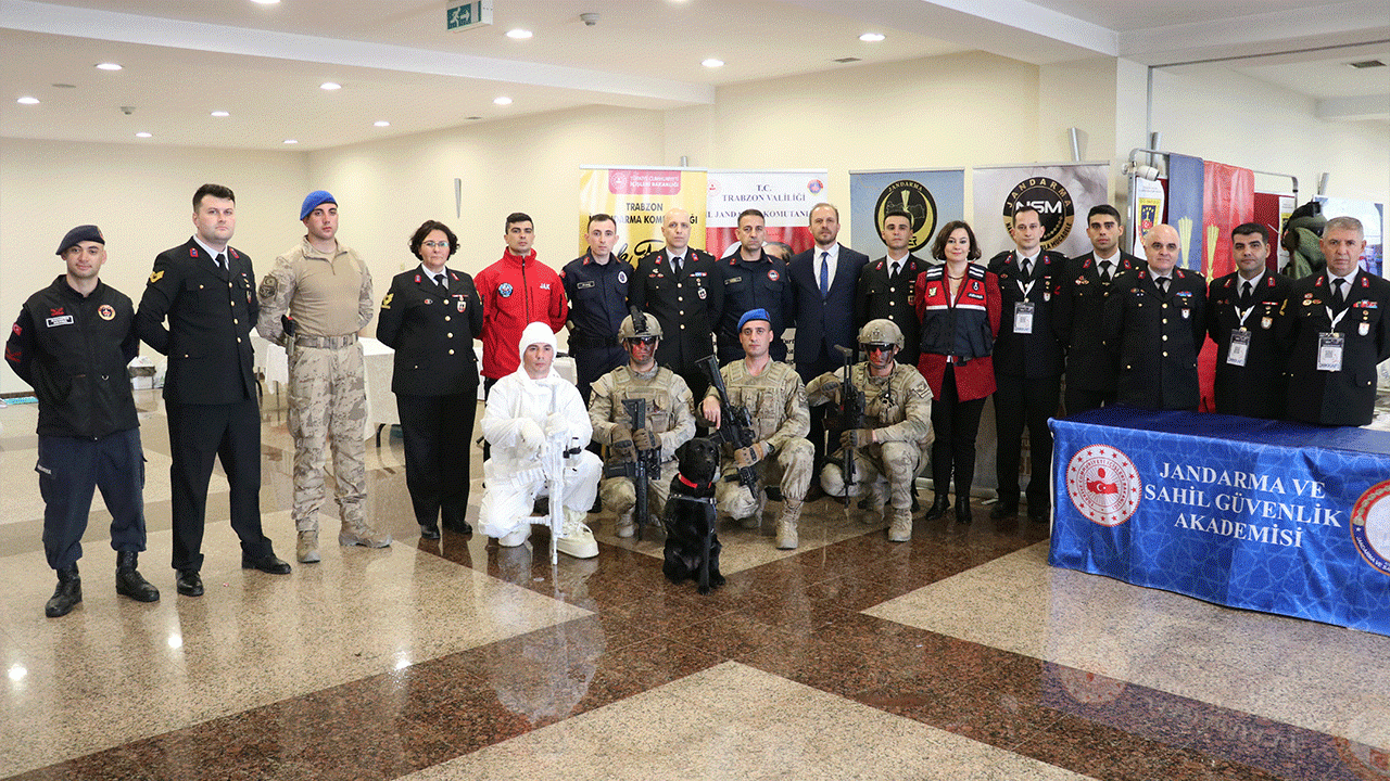 Dokkaf 2026Da Jandarma Stantlarina Yogun Ilgi 001