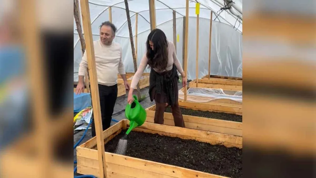 Elif Boyner Trabzonda Bahce Suladi 1024X576.Jpg