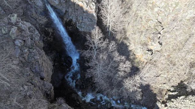 Erciyes Dagi Eteklerindeki Sel 19778151 8169 1 M