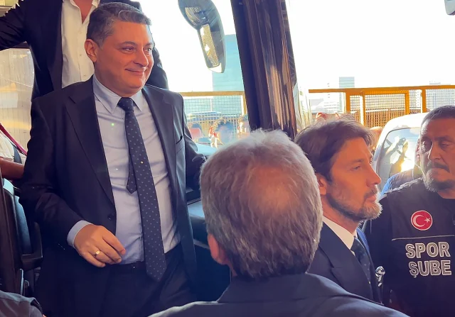 Galatasaray Yonetimi Fenerbahc 19783037 7579 2 M