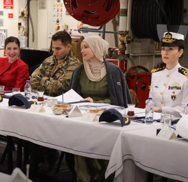 Gamze Ozcelikin Rol Aldigi Diz 732C0Ff03B 8225 3 M