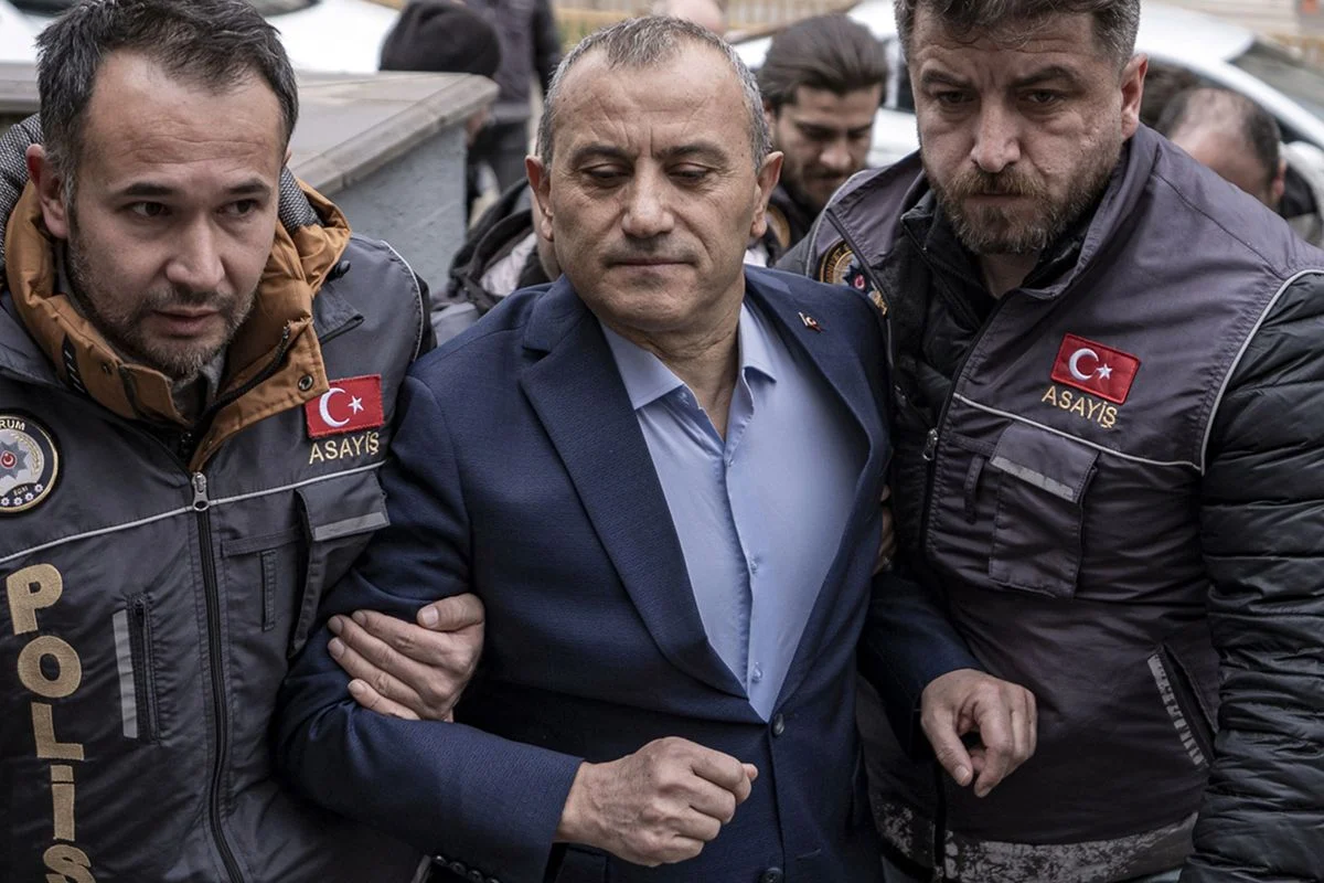 Gulistan Doku Sorusturmasinda Eski Vali Tuncay 19770556 1606 Amp