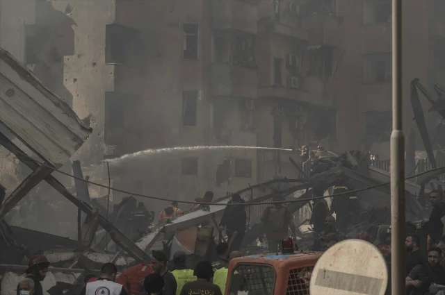 Israil Lubnani Vuruyor Bolgede 19729285 6826 2 M