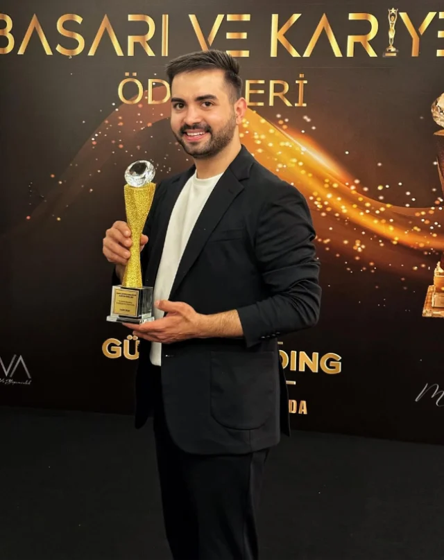 Kadir Ezildiden Babasina Sert 7Baed36564 7481 1 M