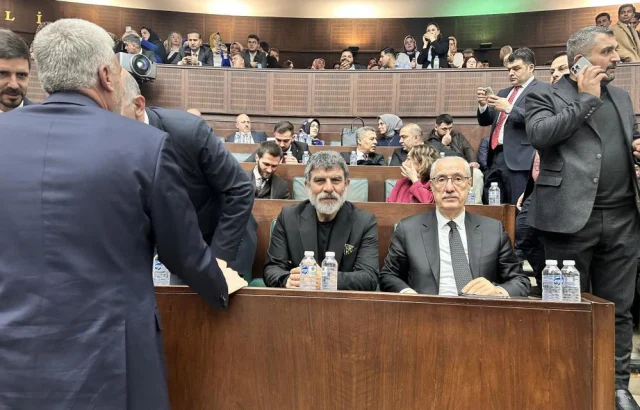 Kurtlar Vadisinin Erdal Komurc 0C2E0E3D5B 1955 1 M