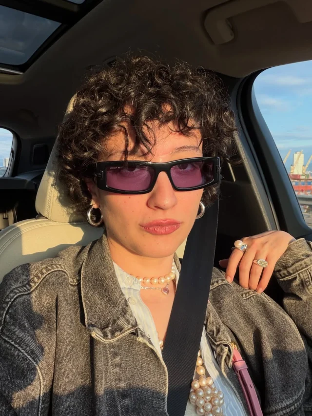 Melike Sahinden Yeni Yasa Yeni 5C99575238 2386 2 M