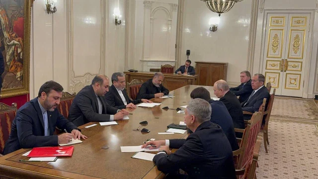 Putin Rusya Iran Ile Bolgedeki 19785180 9366 3 M