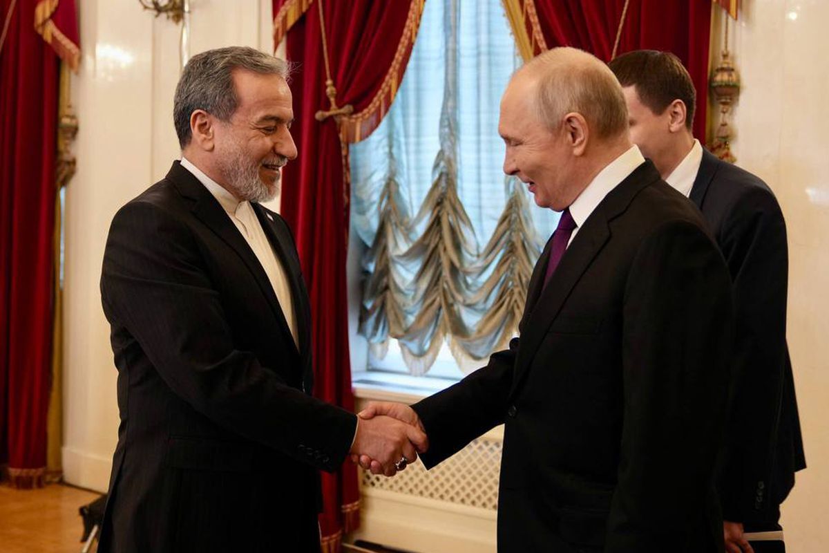 Putin Rusya Iran Ile Bolgedeki Diger Ulkelerin 19785180 5078 Amp