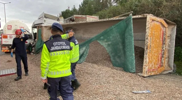 Temde Zincirleme Kaza 4 Arac B 19710288 4291 1 M