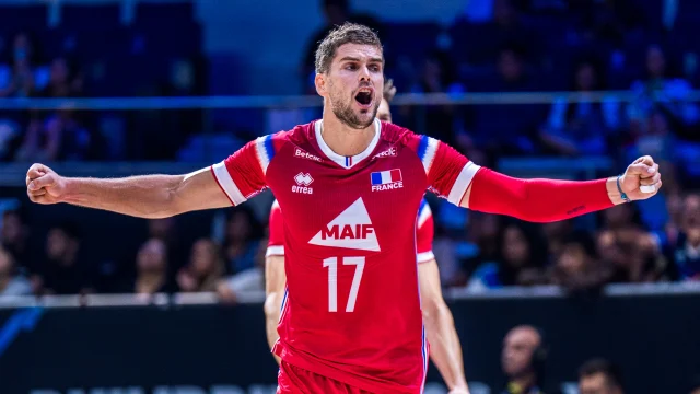 Torreirayi Unuttu Iste Devrim 8F81737F0A 9507 2 M