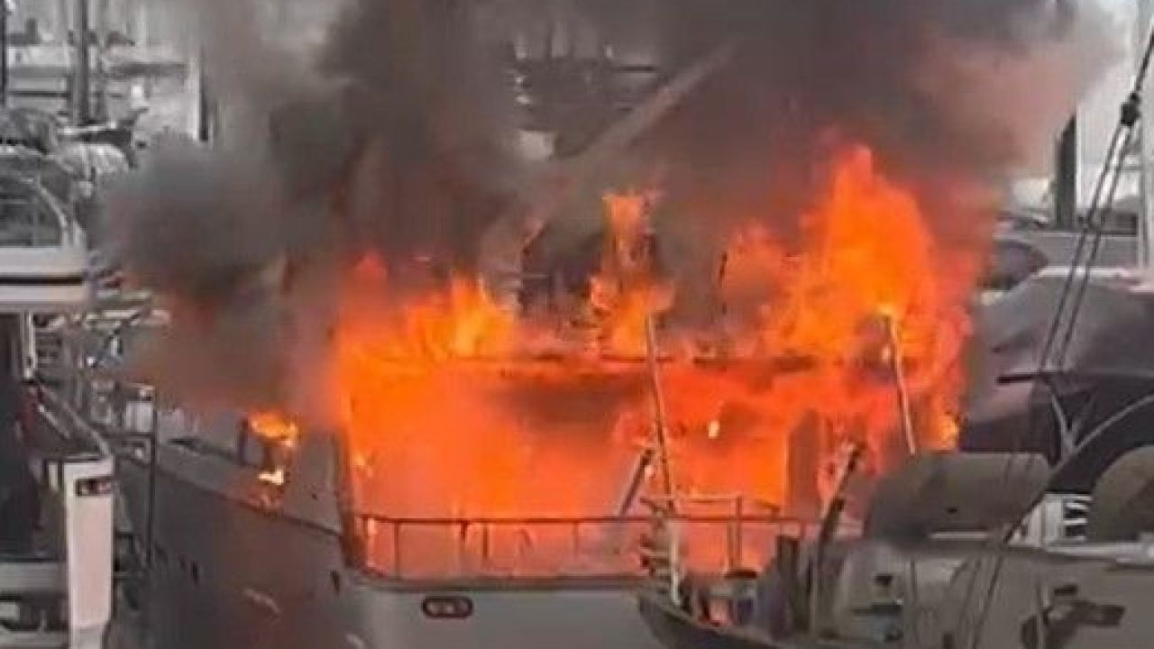 Trabzonsporun Eski Baskani Sadri Senerin Yati Yandi 5 Kisi Hastaneye Kaldirildi 1773129934