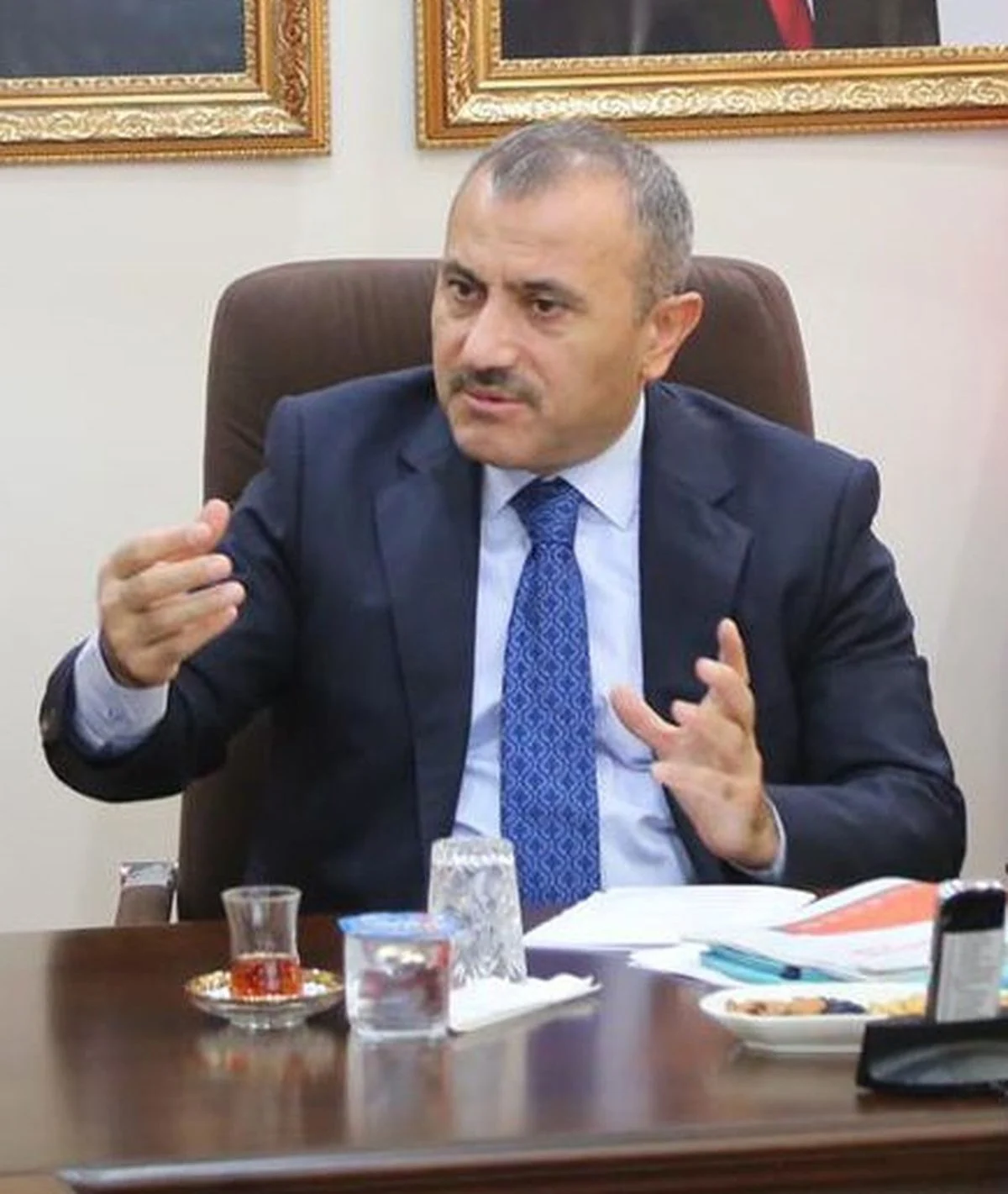 Tuncay Sonel In Gulistan Kaybolmadan Once Kad 19782385 Amp