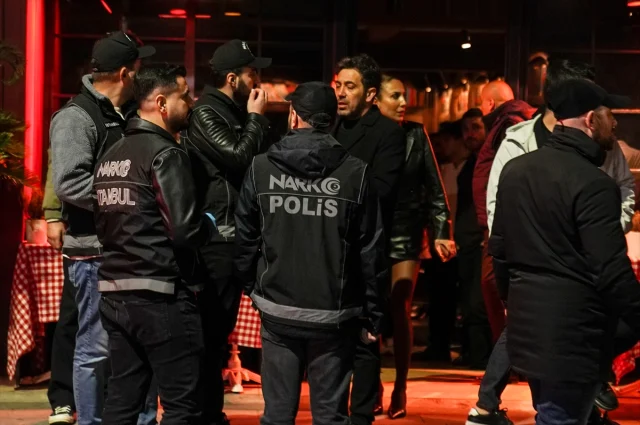 Unlulere Yeni Uyusturucu Opera 19741134 3967 2 M