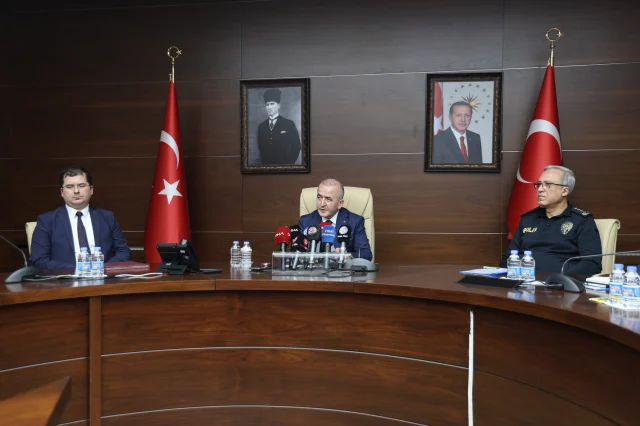 Vali Hatipoglu Randevusu Olmay 19756362 3549 1 M