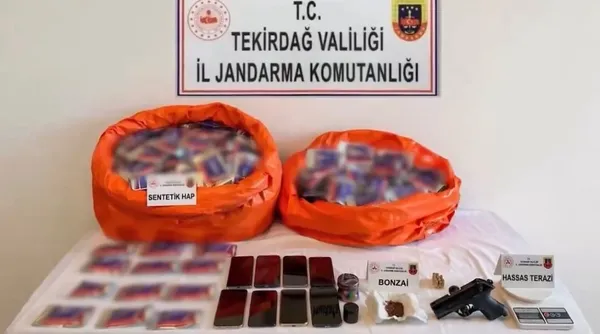 0X0 30 Ilde Uyusturucu Madde Saticilarina Yonelik Operasyon 518 Kilo Uyusturucu Madde Ele Gecirildi 1778055346693