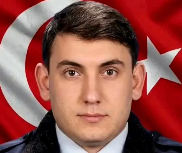 0X0 Sehit Polis Aydin Uyenarik Memleketinde Topraga Verildi 1780140788180