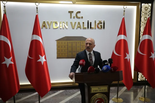Aydinda Yeni Valiyi Karsilama 59F533C982 5679 2 M
