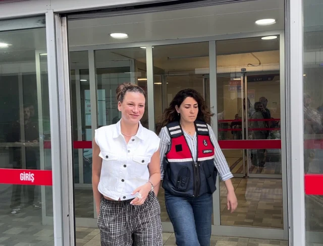 Gozaltina Alinan Serenay Sarik 19881104 7266 1 M