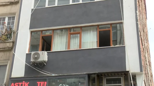 Istanbulda Kan Donduran Olay K 19797741 7172 3 M