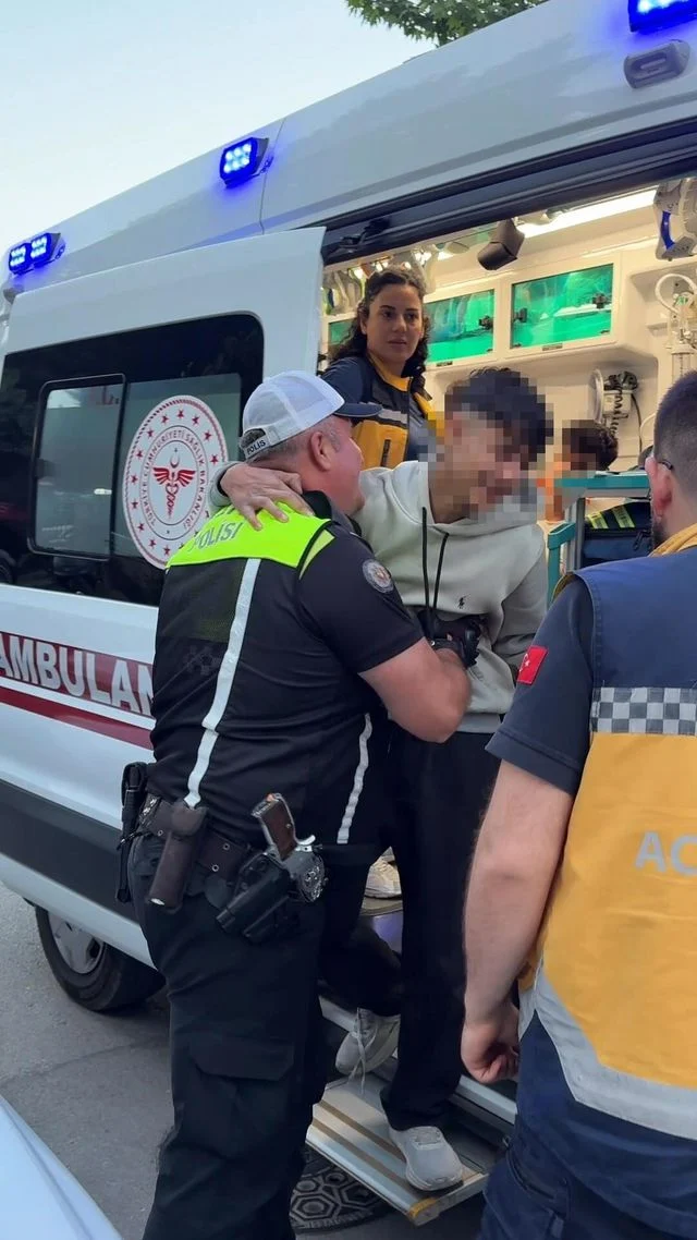 Kacan Motosiklet Surucusu Kazadan Sonra Polis 3 19796700 O