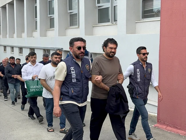 Rasim Ozan Kutahyalinin Mal Va 27007579 7712 1 M